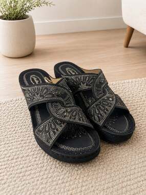 Atalina Black Floral Criss Cross Wedge Slide Sandals Comfort Platform EU40